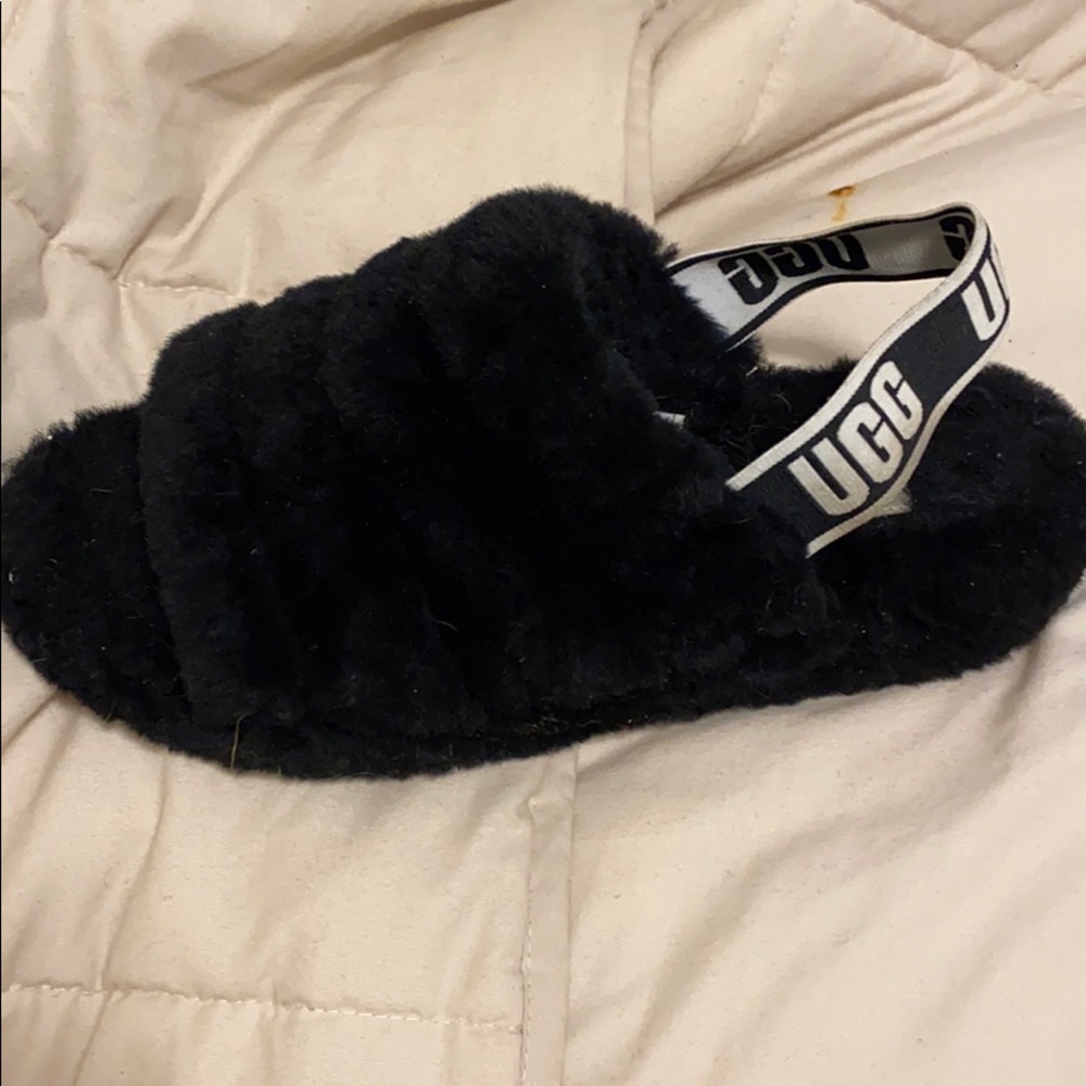 Ugg slippers 🥿